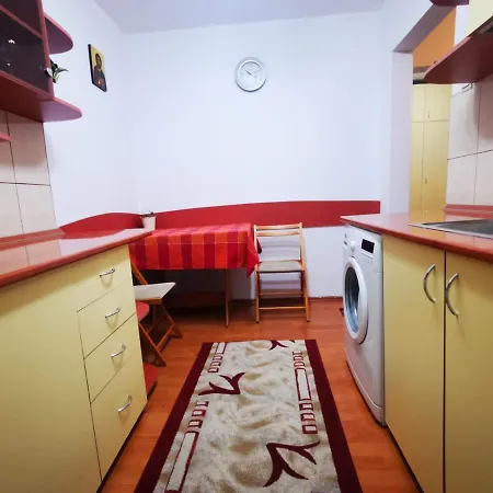 Bright And Cozy Apartment!